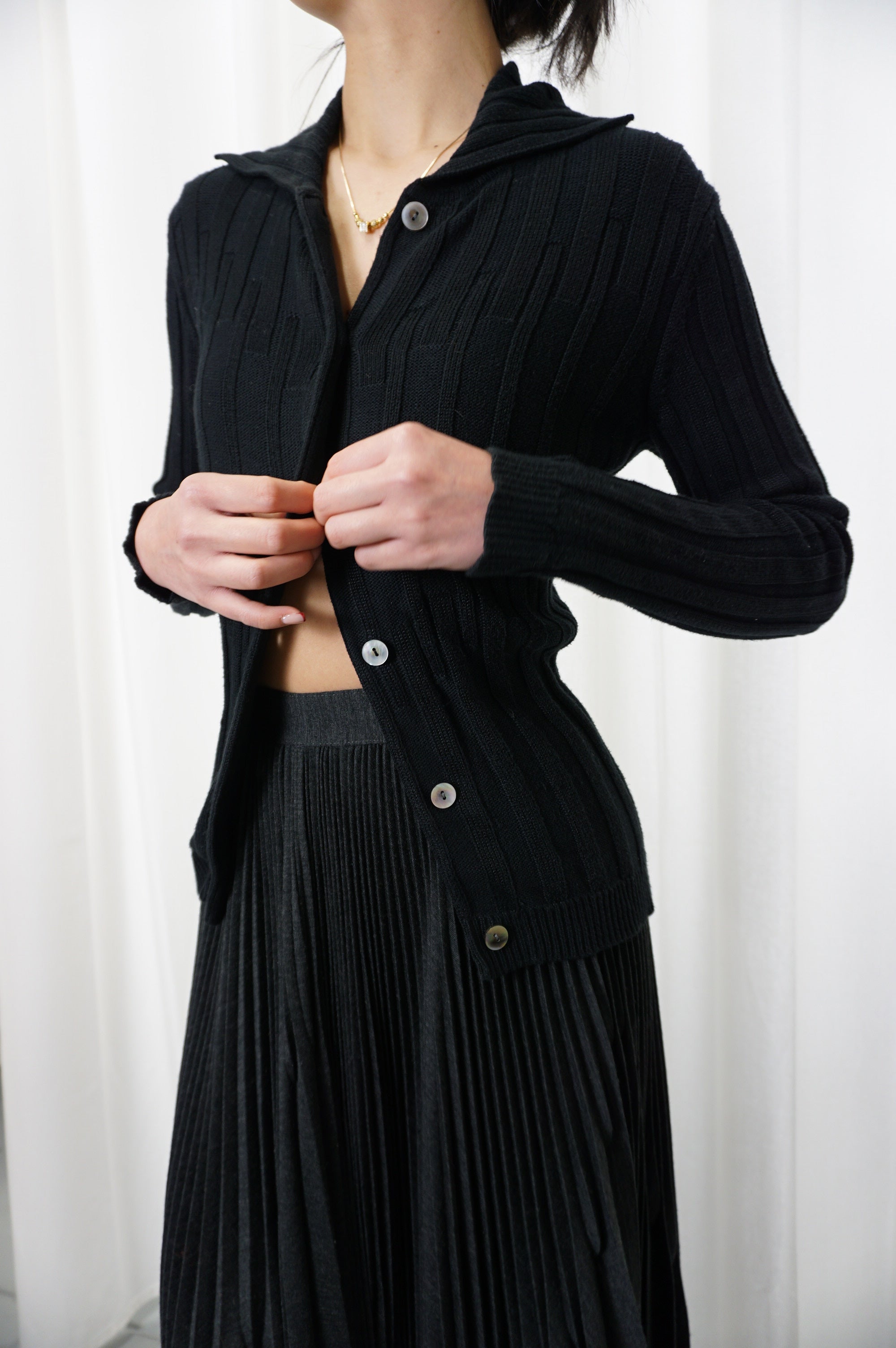 (M/L) BRUNO PIATTELLI Italian Made Black Cardigan