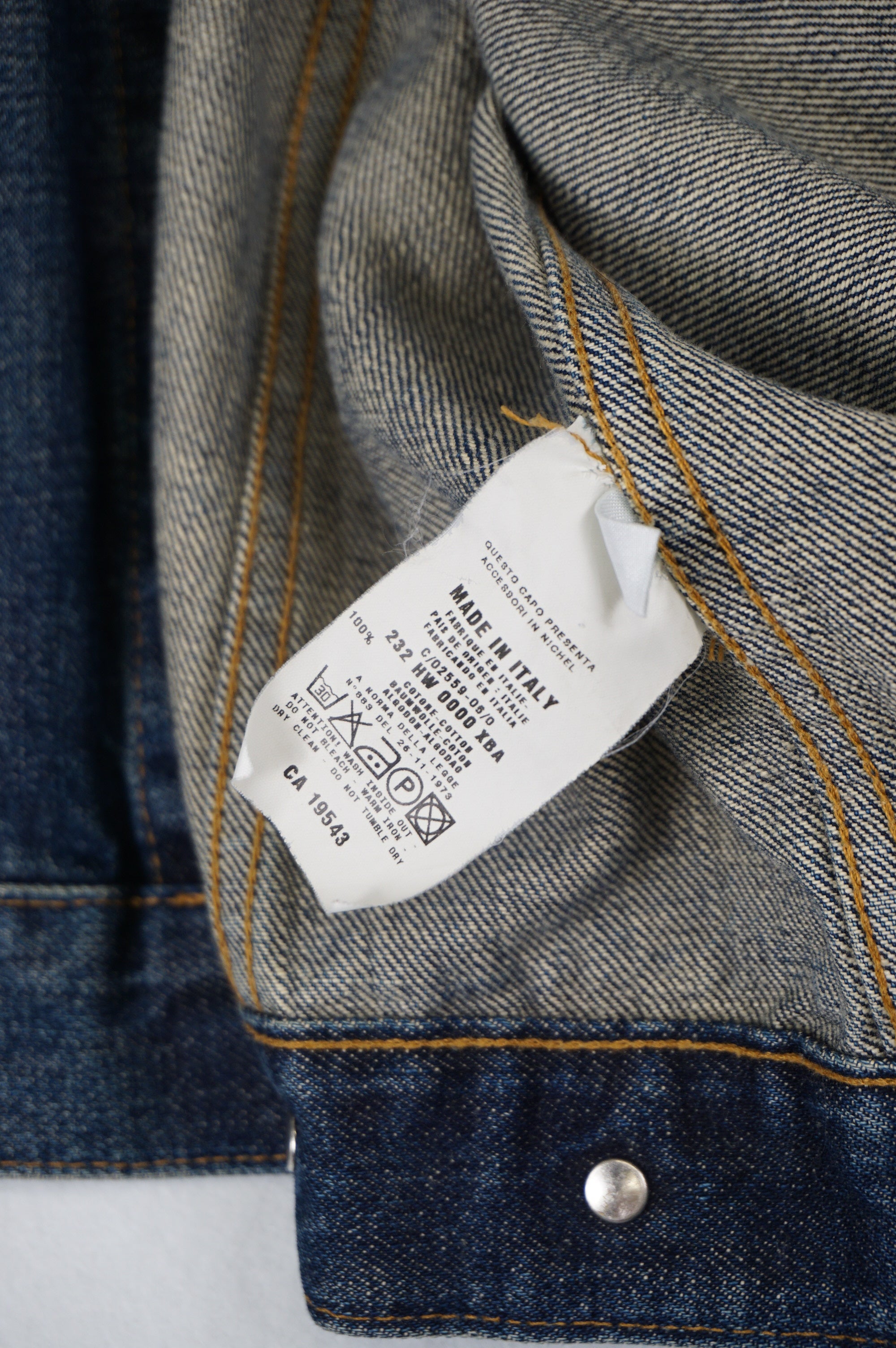 (M) HELMUT LANG DENIM TRUCKER (c.2001-2003)