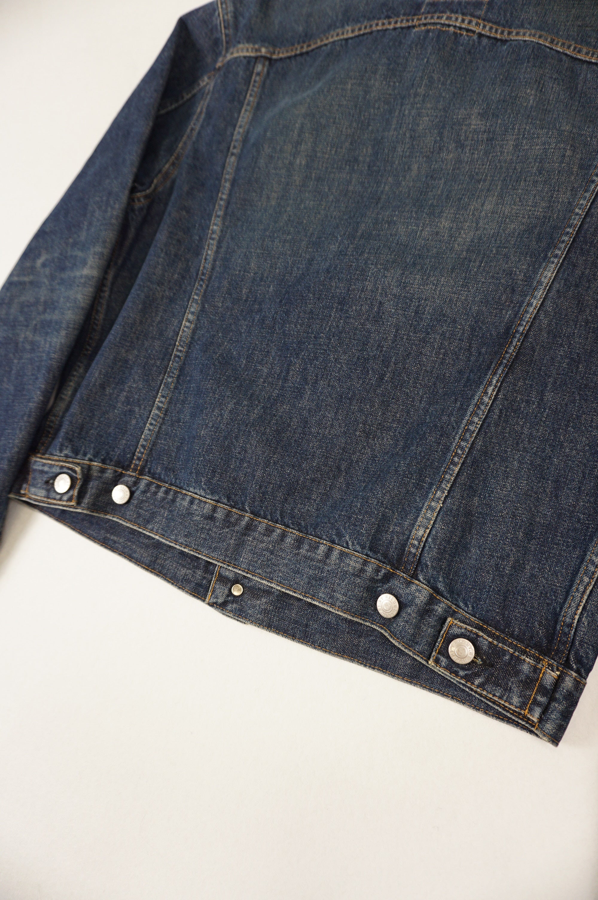 (M) HELMUT LANG DENIM TRUCKER (c.2001-2003)
