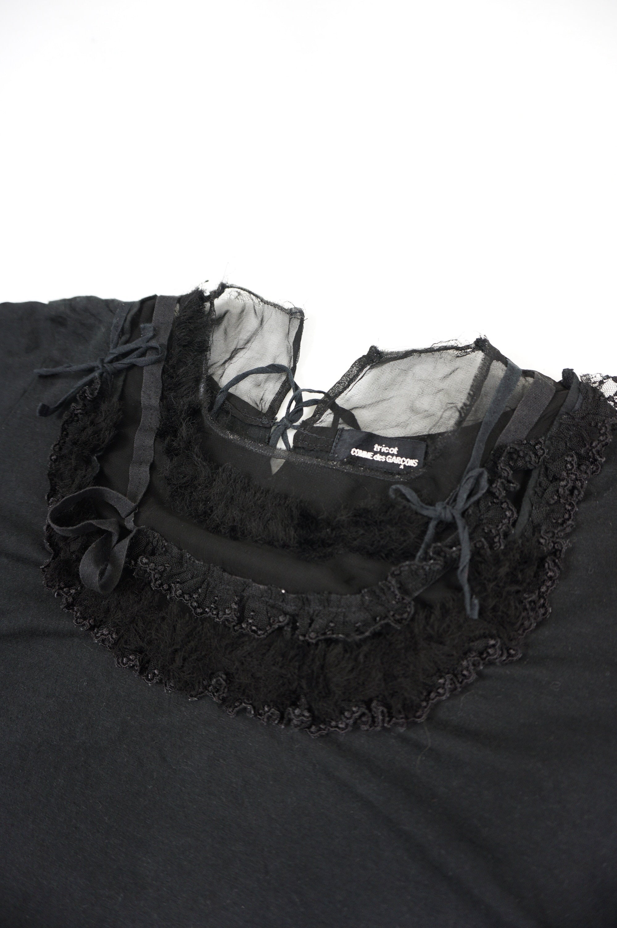 (S) COMME DES GARCONS TRICOT AD2006 Lace Ribbon Top