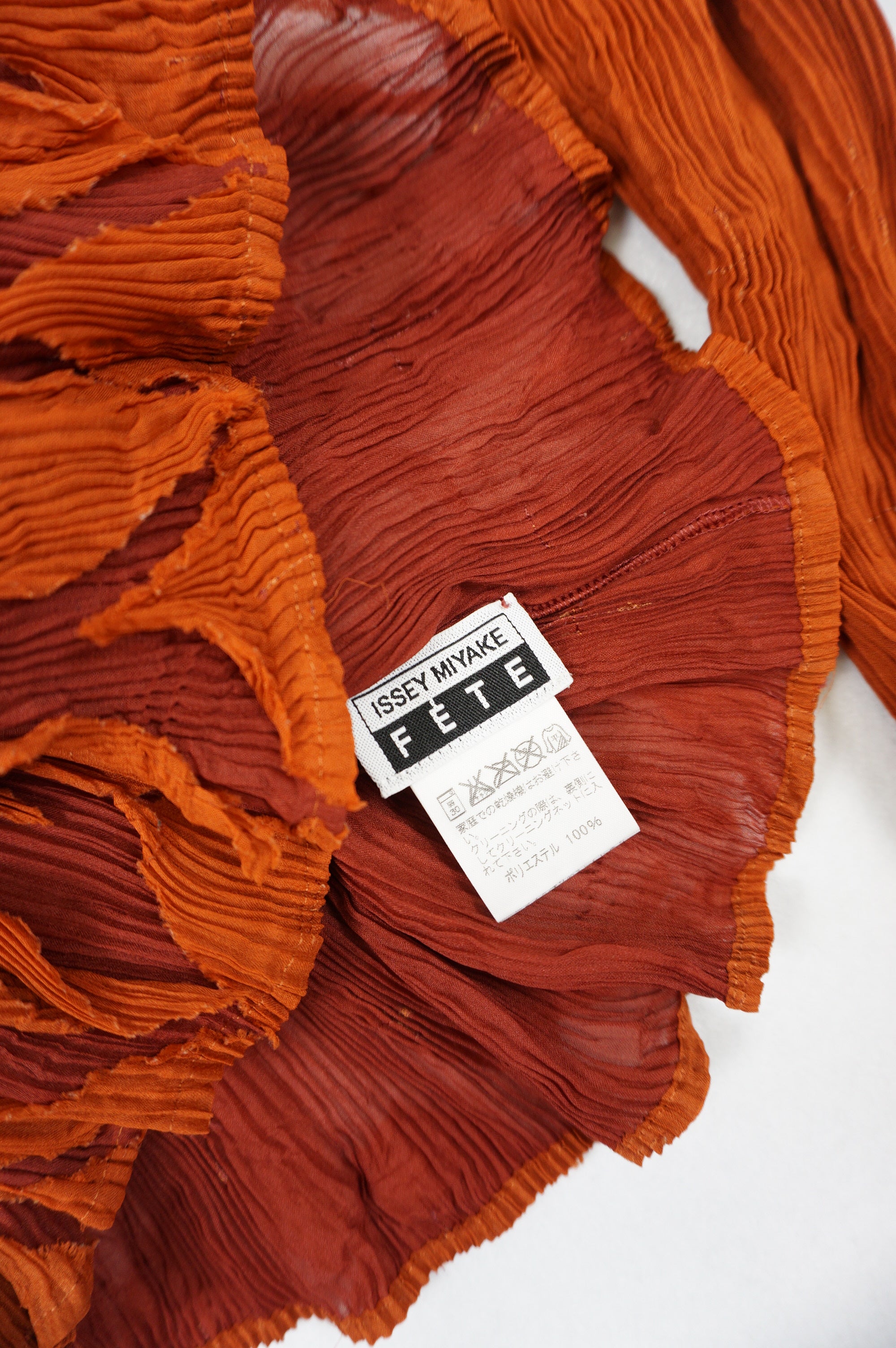 (S) ISSEY MIYAKE FÊTE 2007 Shredded-Pleat Top