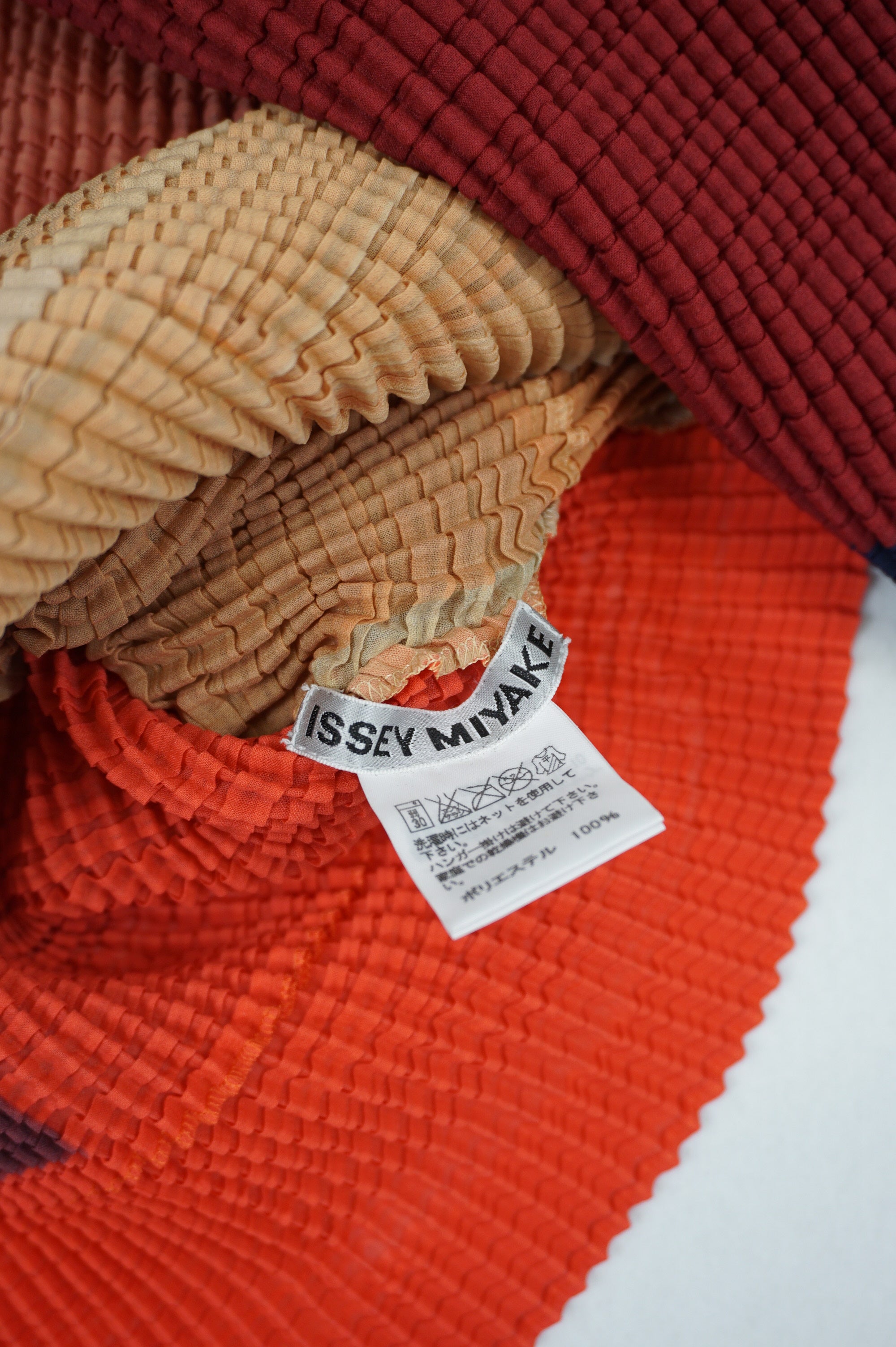 (M/L) ISSEY MIYAKE Reversible Pleated Haori