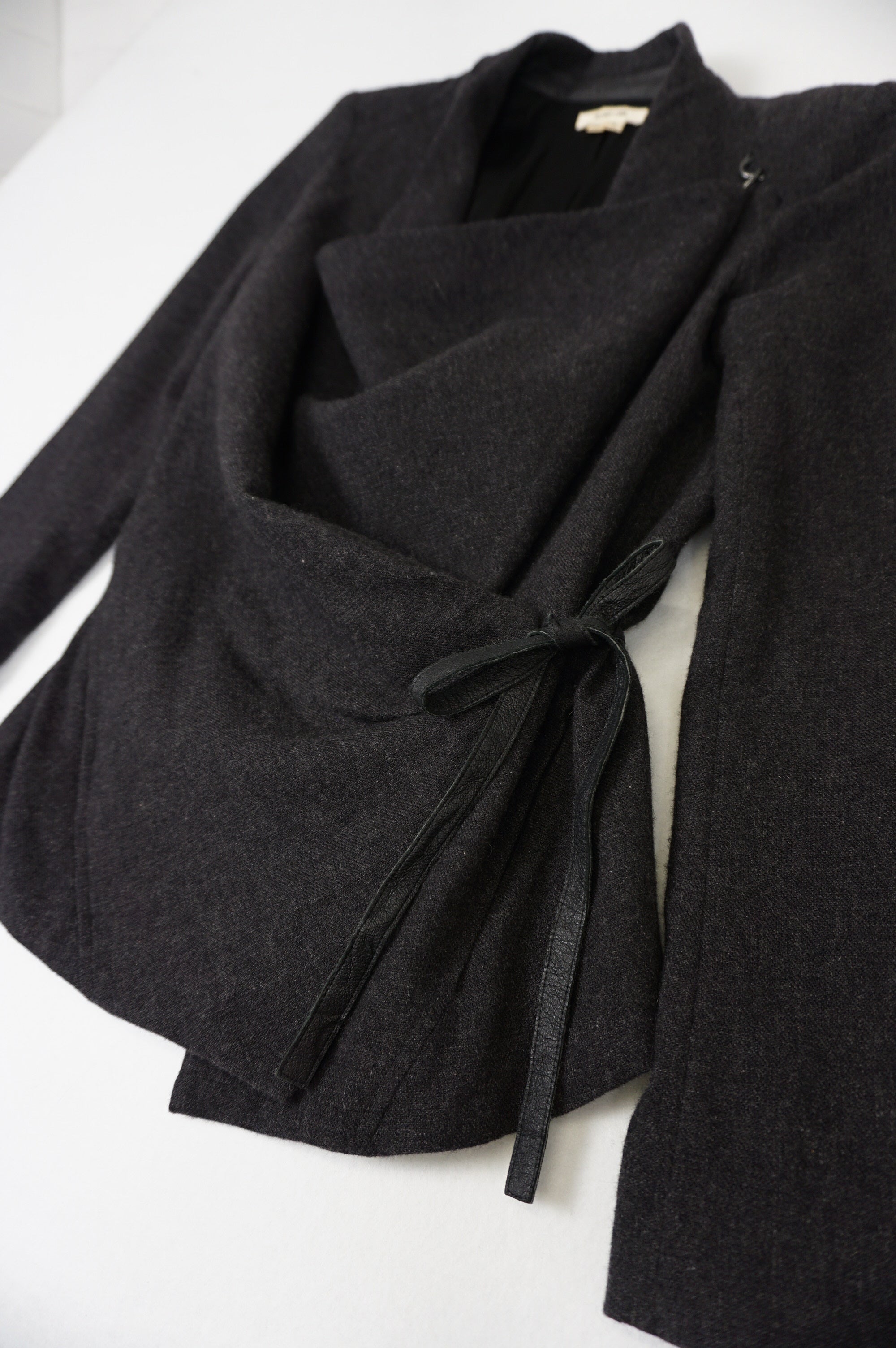 (XS/S) HELMUT LANG Draped Cashmere Asymmetric Jacket