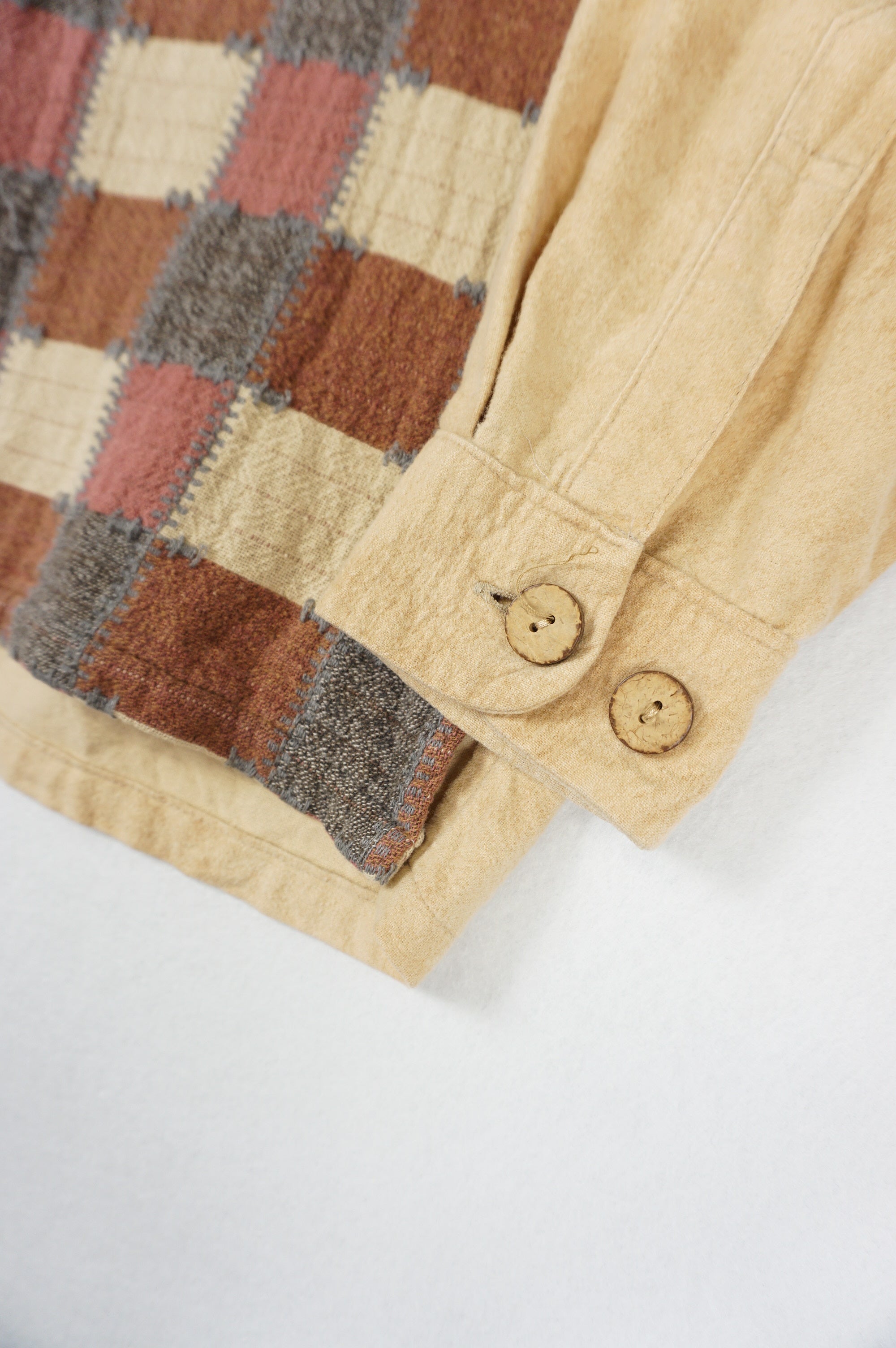 (L) AGATE Checkered Patches Organic Shirt