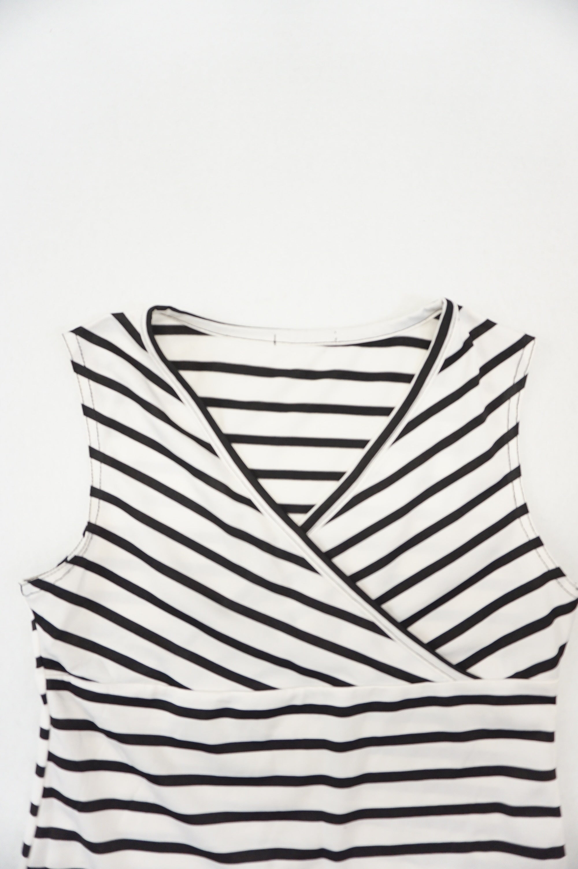 (S) Black/White Stripy Tank Top