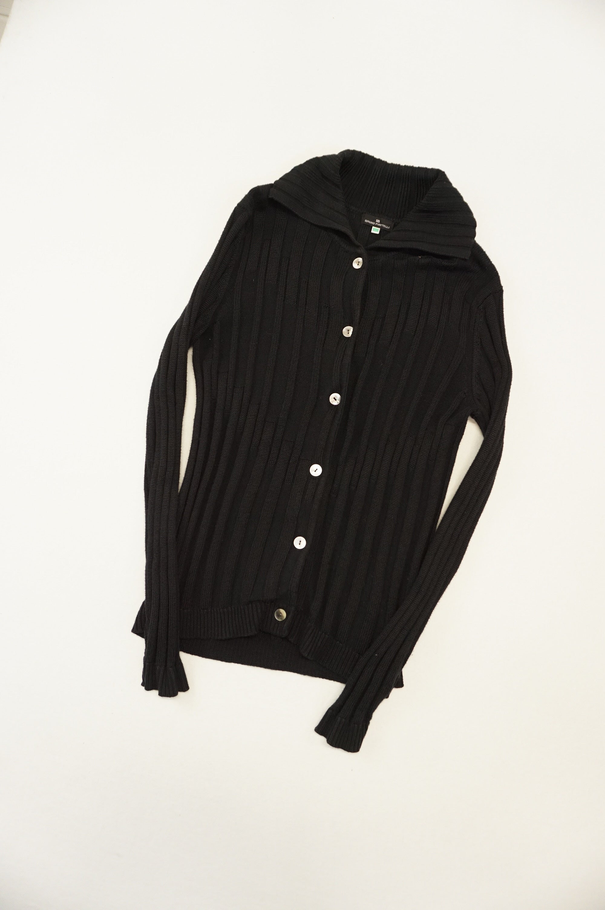 (M/L) BRUNO PIATTELLI Italian Made Black Cardigan