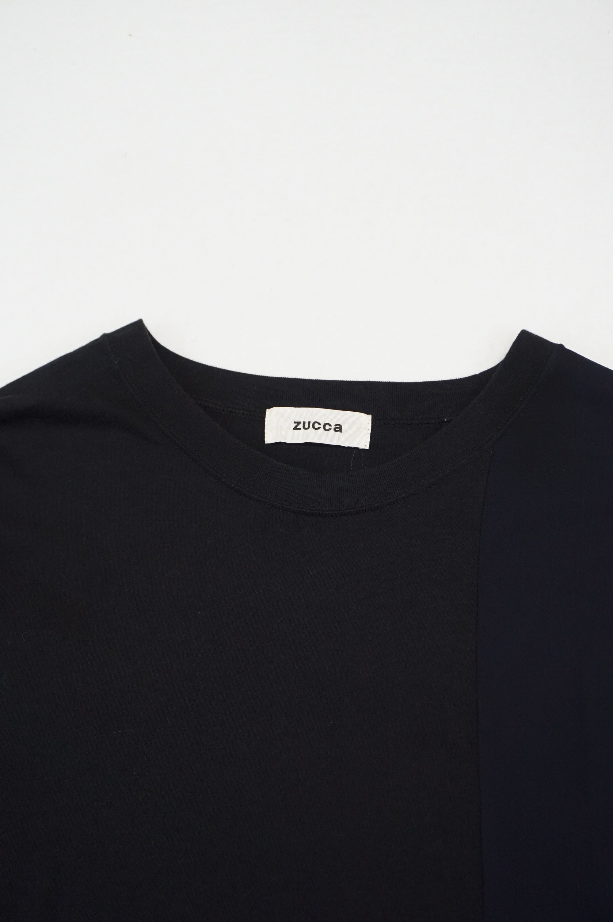 (M/L) ZUCCA Black/Navy Net Hem Top