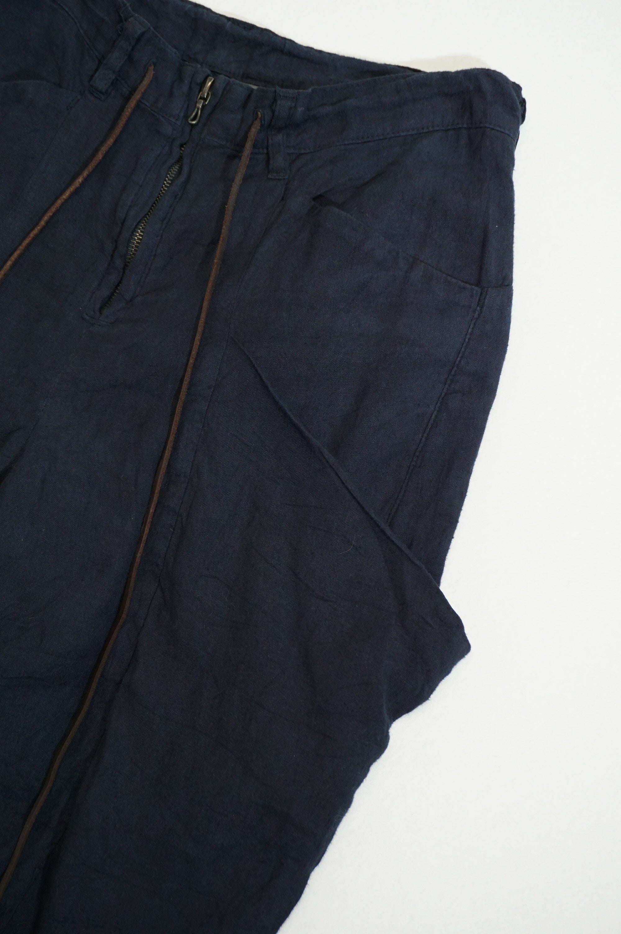 (30") KAZUYUKI KUMANGAU ATTACHMENT Navy Shorts