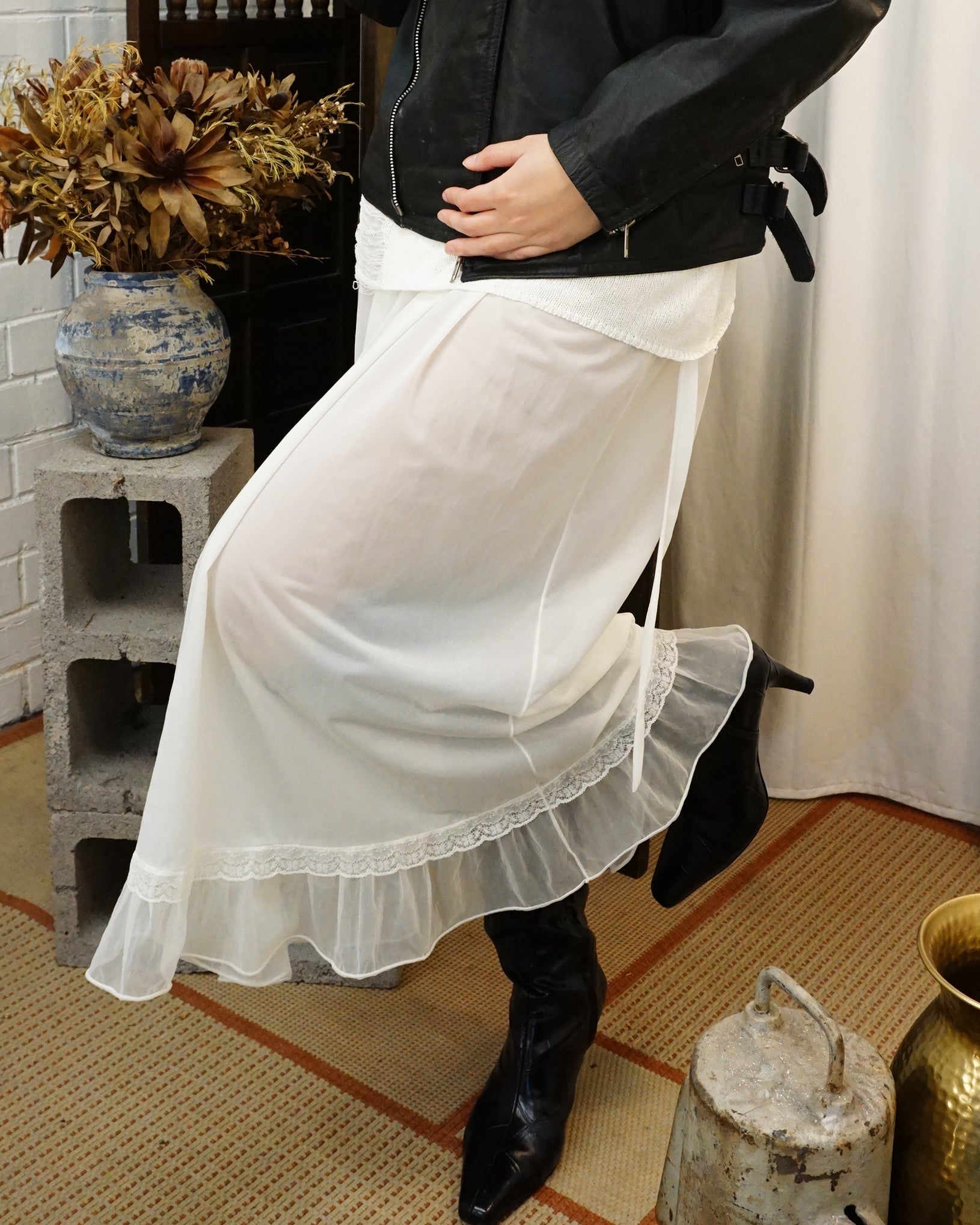 Vintage White Lace Trim Nightgown Dress