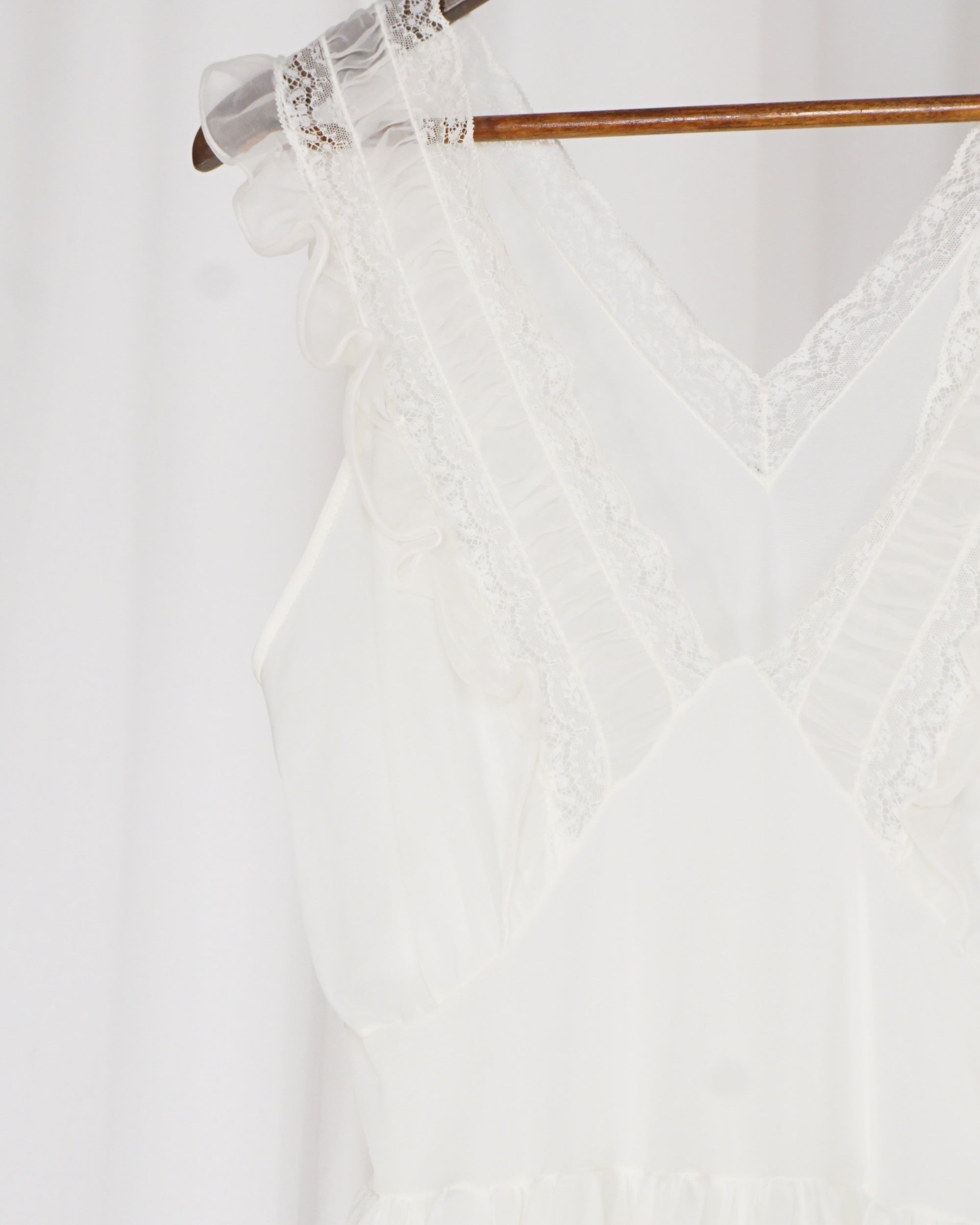 Vintage White Lace Trim Nightgown Dress
