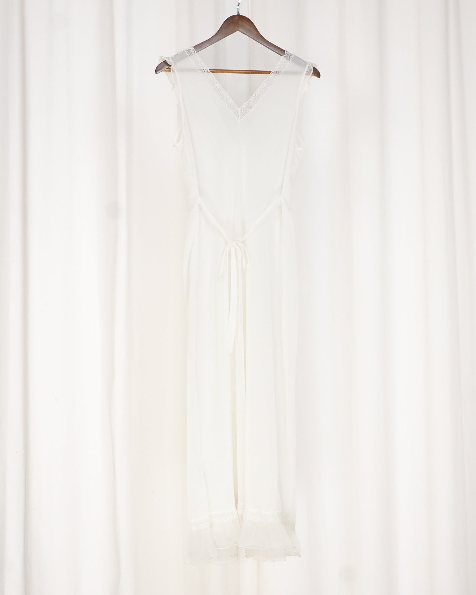 Vintage White Lace Trim Nightgown Dress