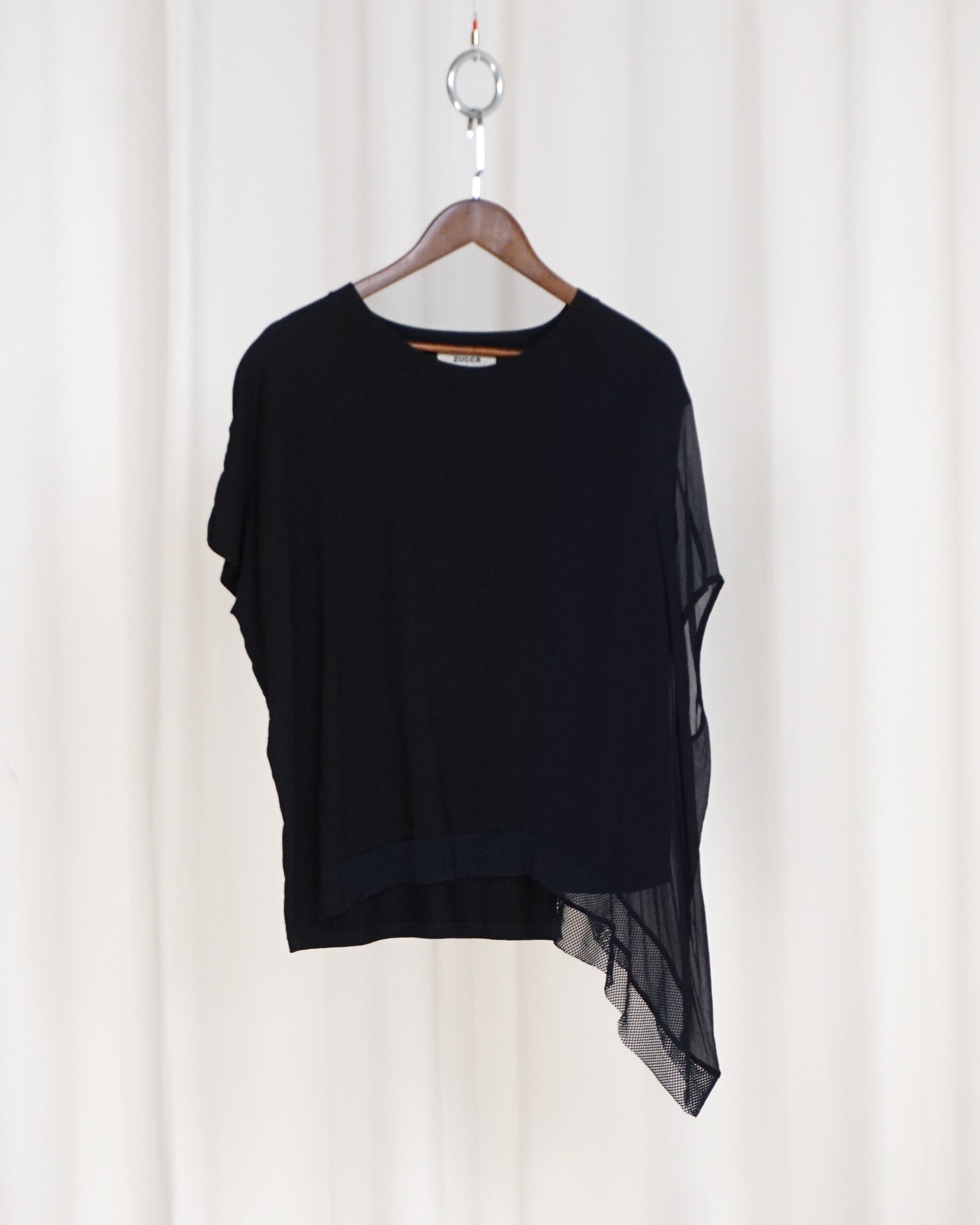 (M/L) ZUCCA Black/Navy Net Hem Top