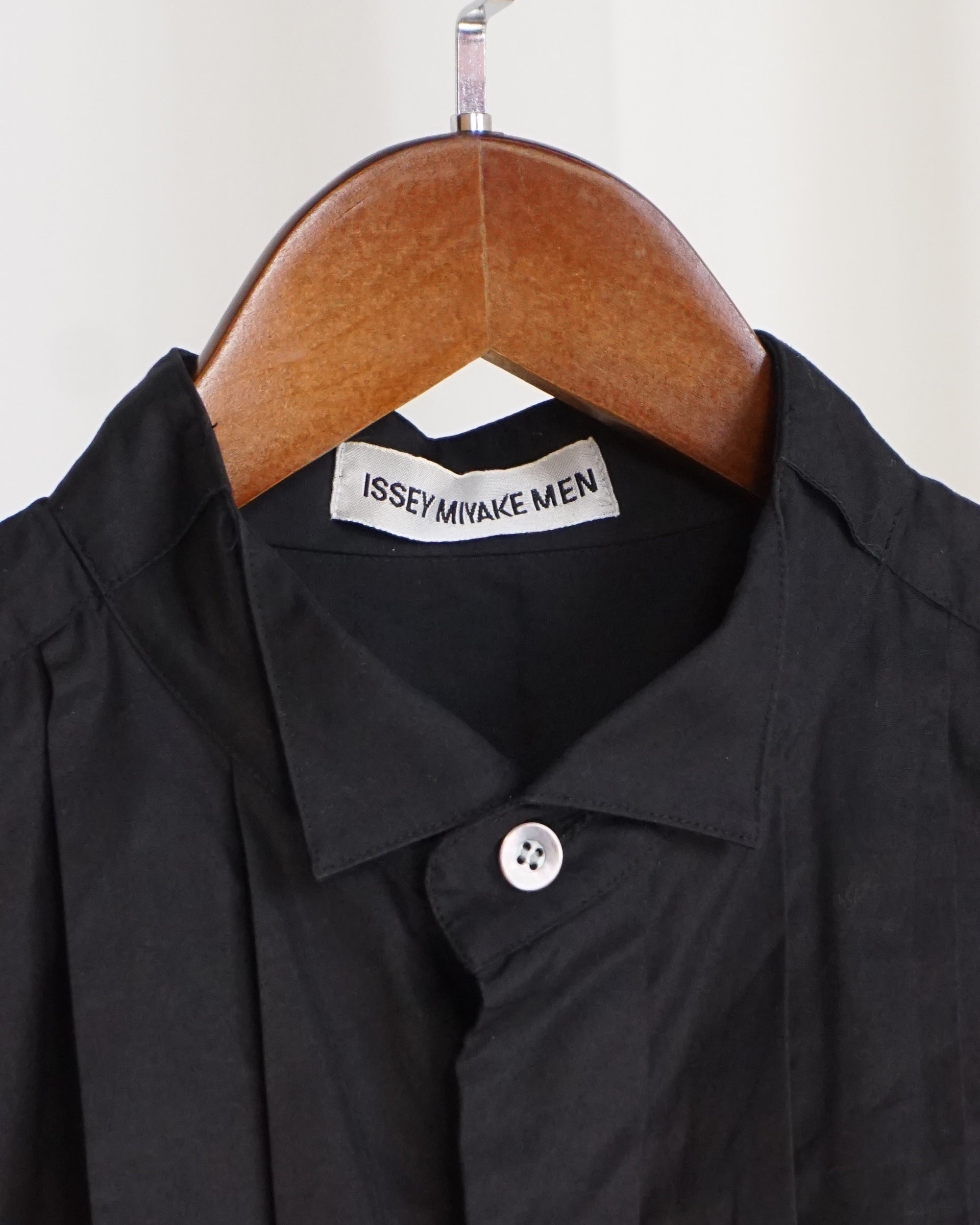 ISSEY MIYAKE Black Front Pleats Button Up 1997 - alternate view