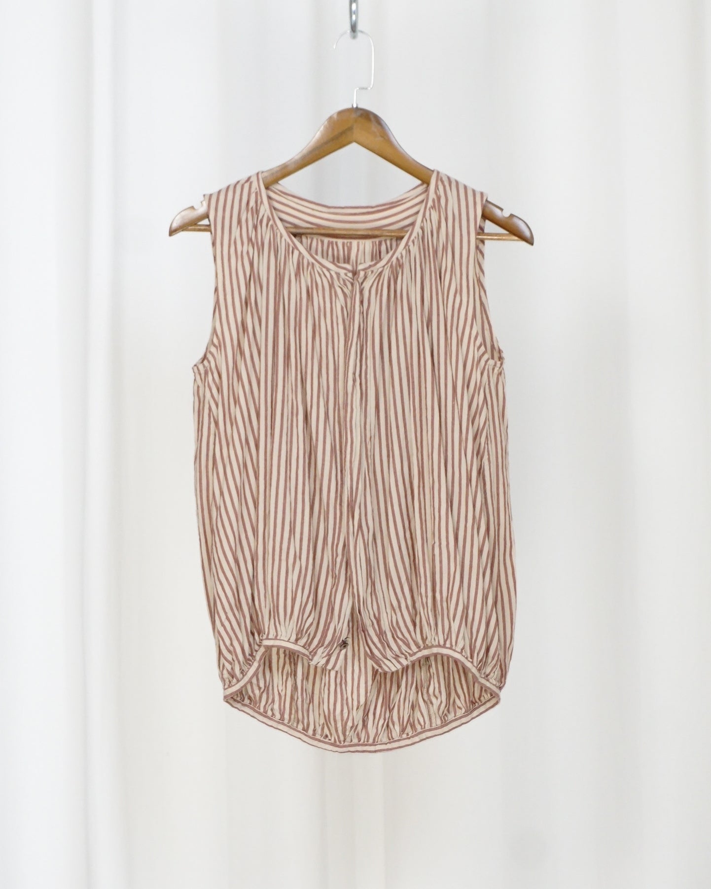 KAPITAL Gathered Stripe Sleeveless Blouse