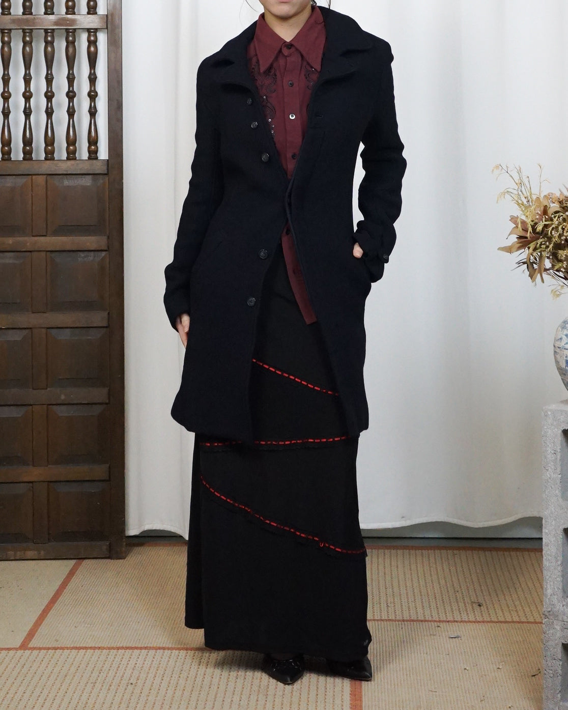 SUNAO KUWAHARA Thick Navy Wool Coat - alternate view