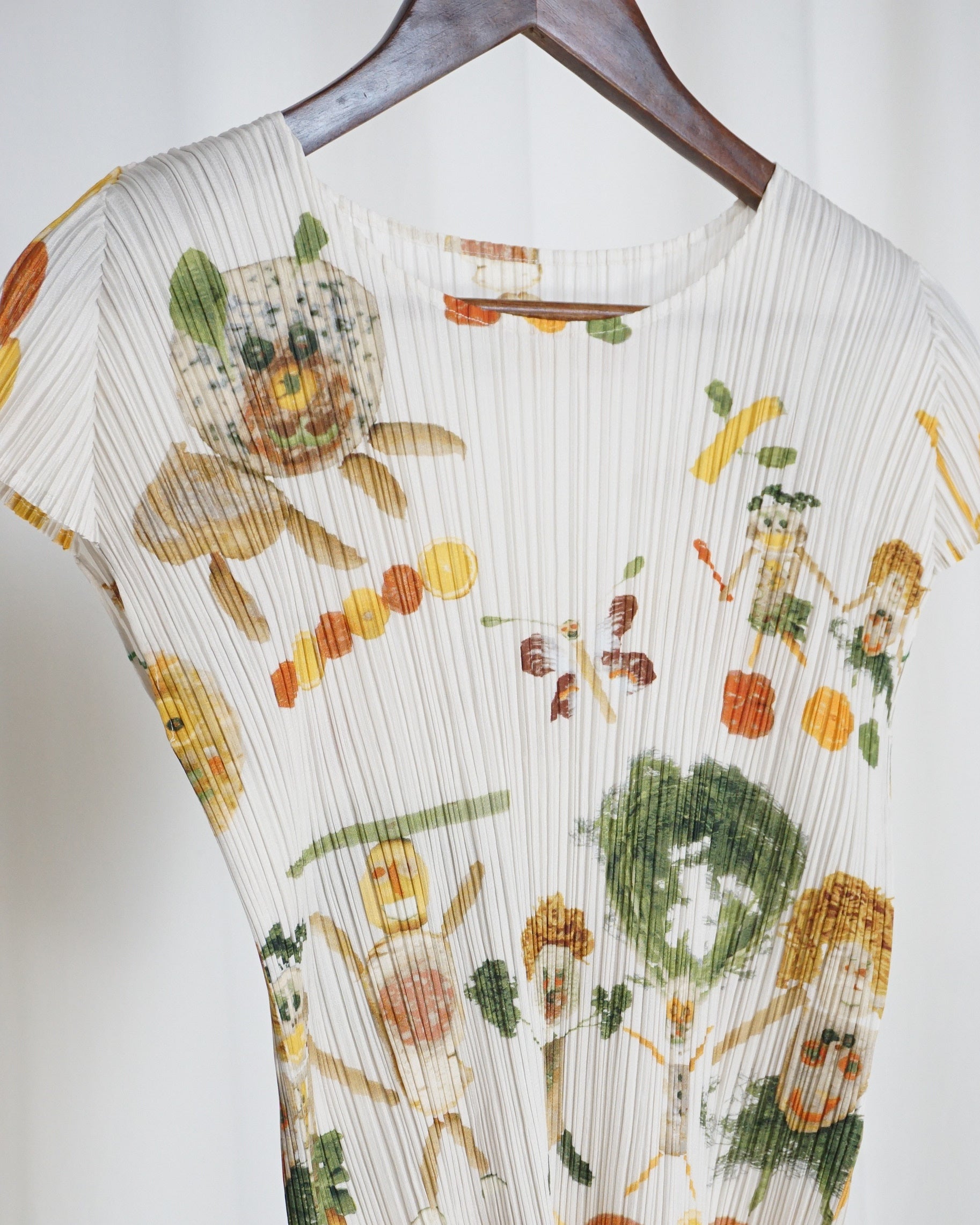 PLEATS PLEASE Vegetable Fairy Pleated Top SS2004
