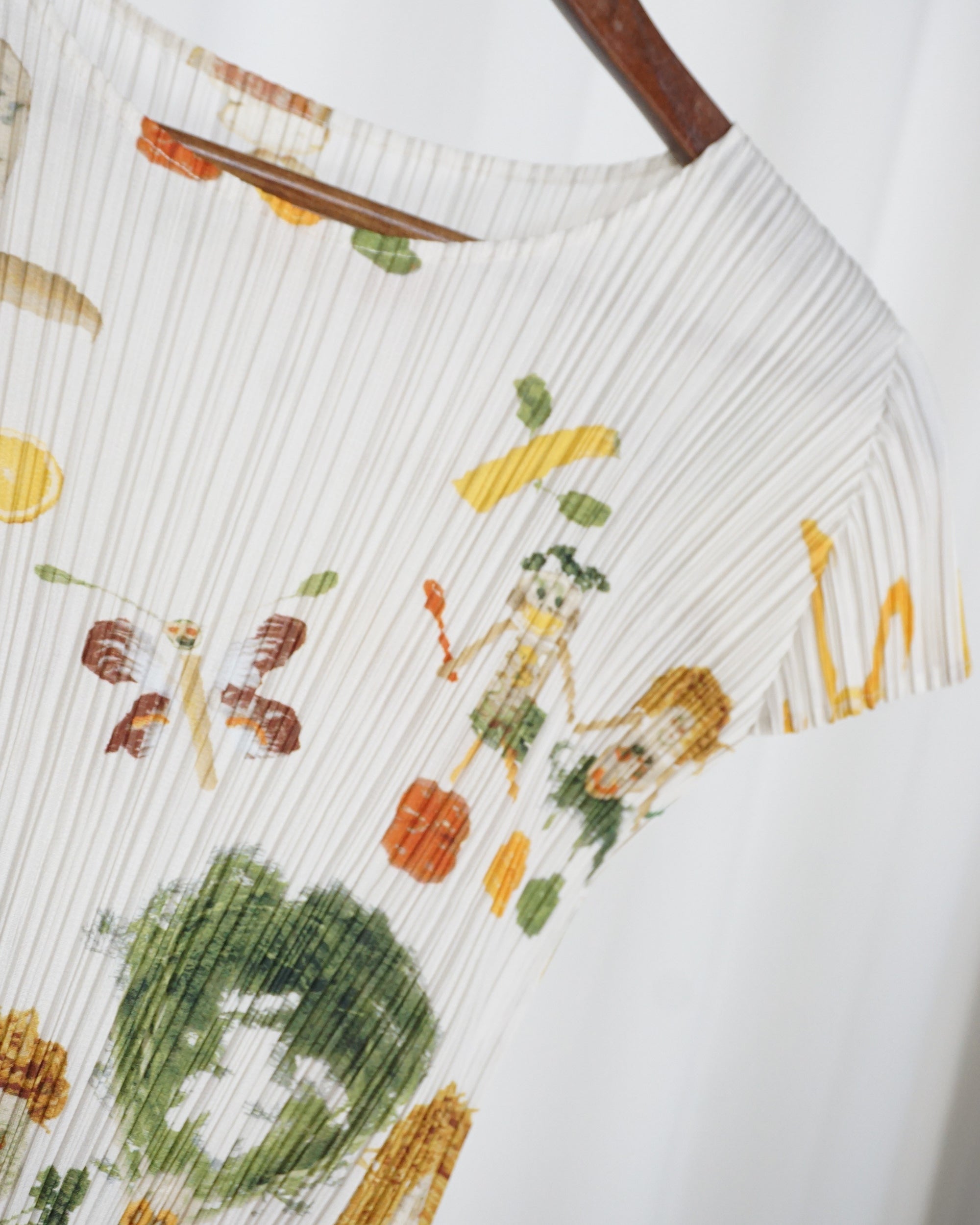 PLEATS PLEASE Vegetable Fairy Pleated Top SS2004