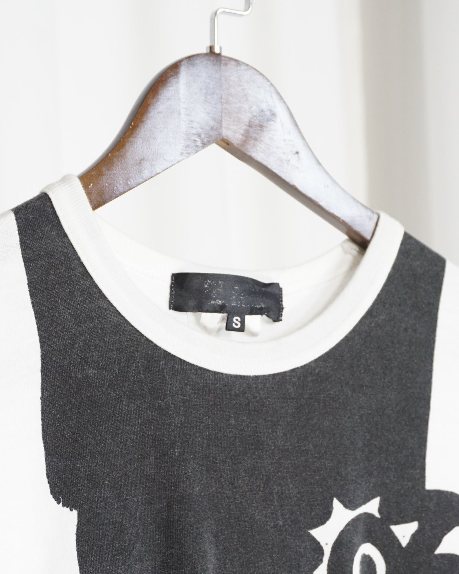 COMME DES GARCONS BLACK Graphic Tee