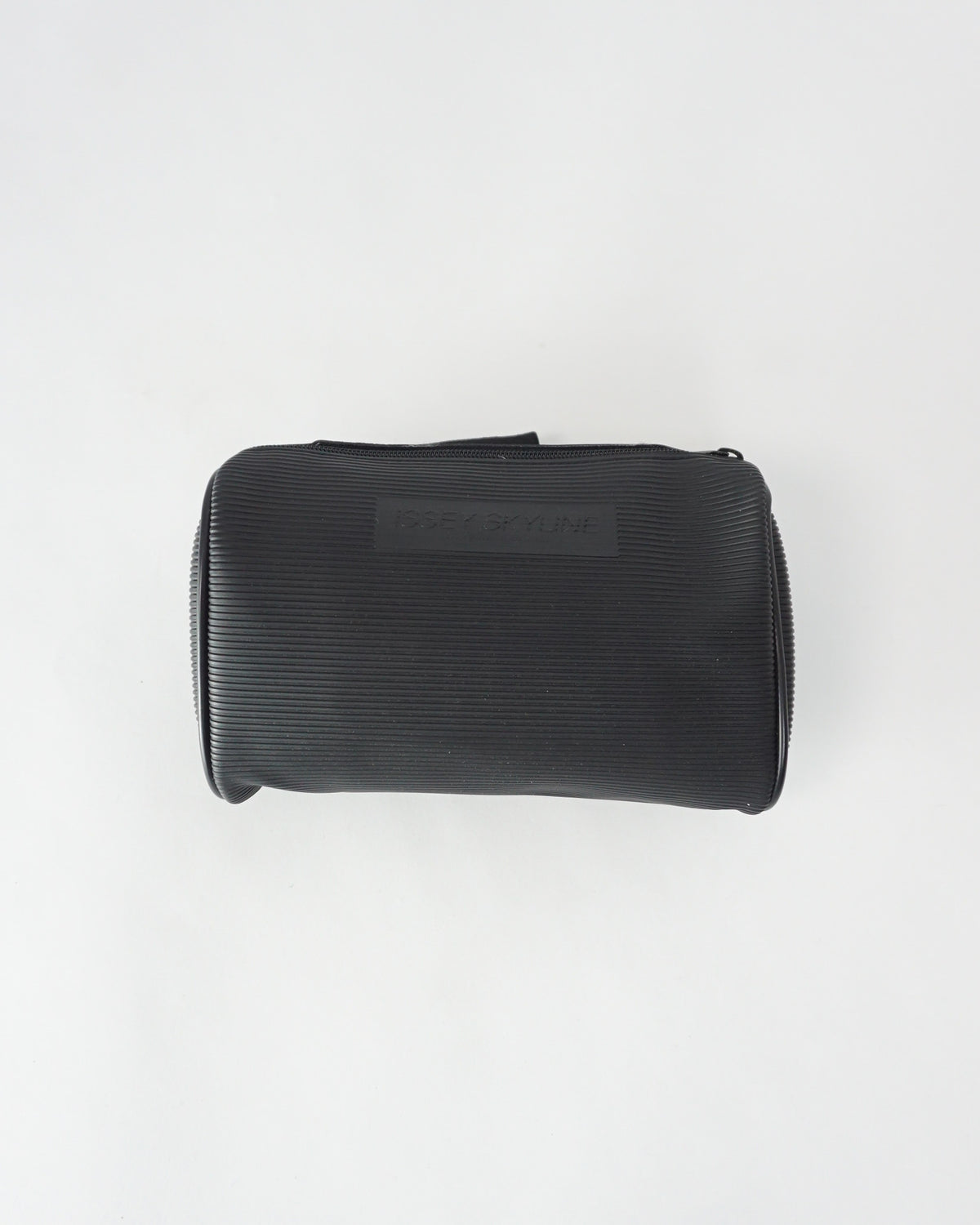 ISSEY SKYLINE Molded Synthetic Pouch c.90s - alternate view