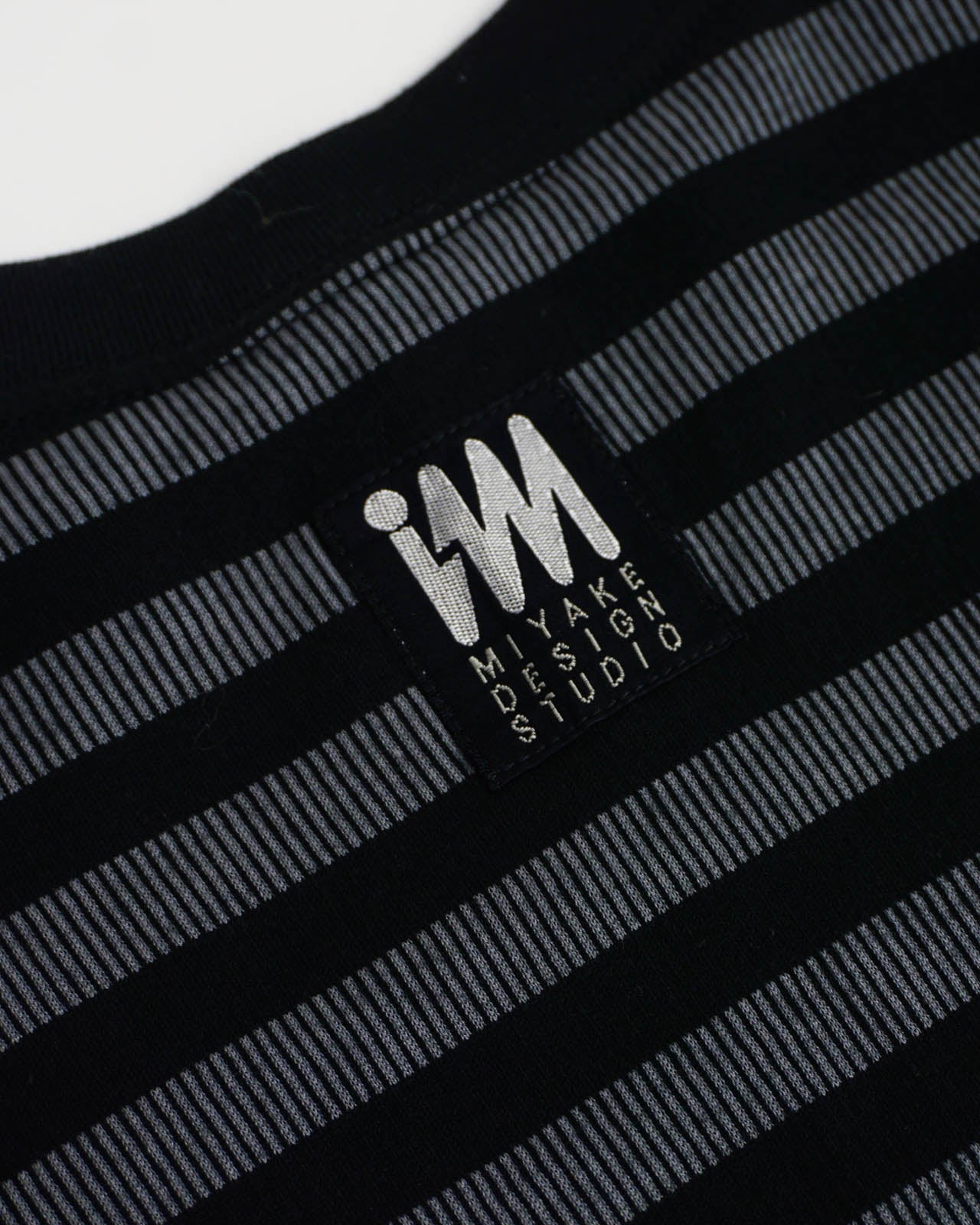 (M) ISSEY MIYAKE Studio 00s Stripe Tee