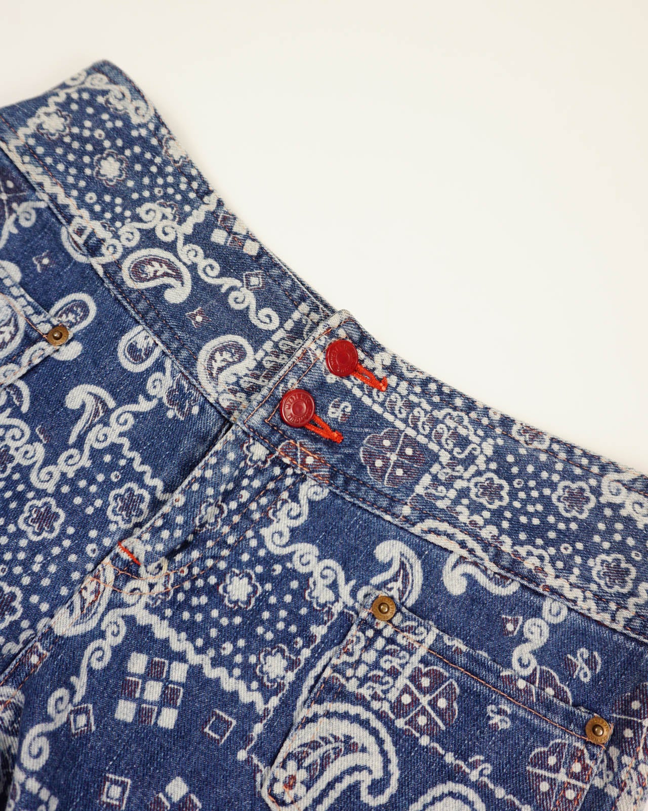 (29") HYSTERIC GLAMOUR Vintage Paisley Print Flare Jeans