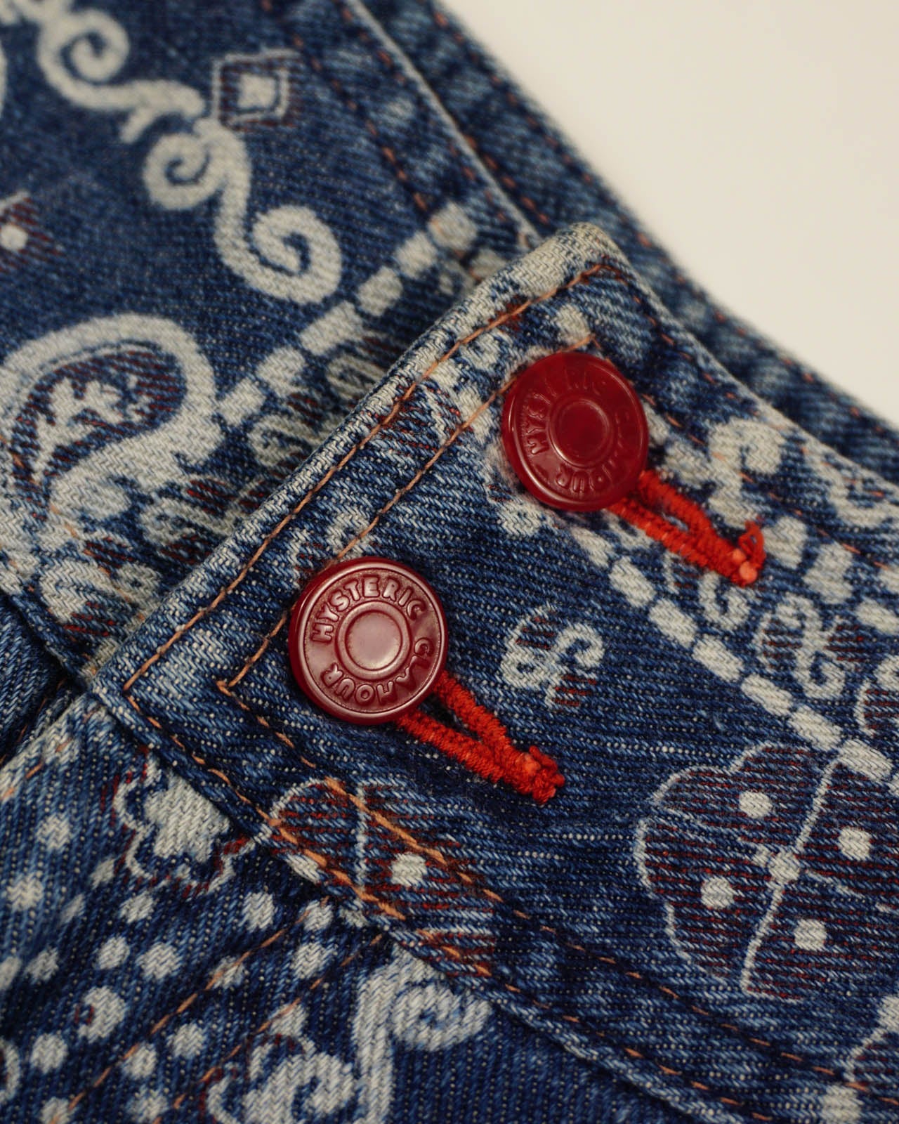(29") HYSTERIC GLAMOUR Vintage Paisley Print Flare Jeans