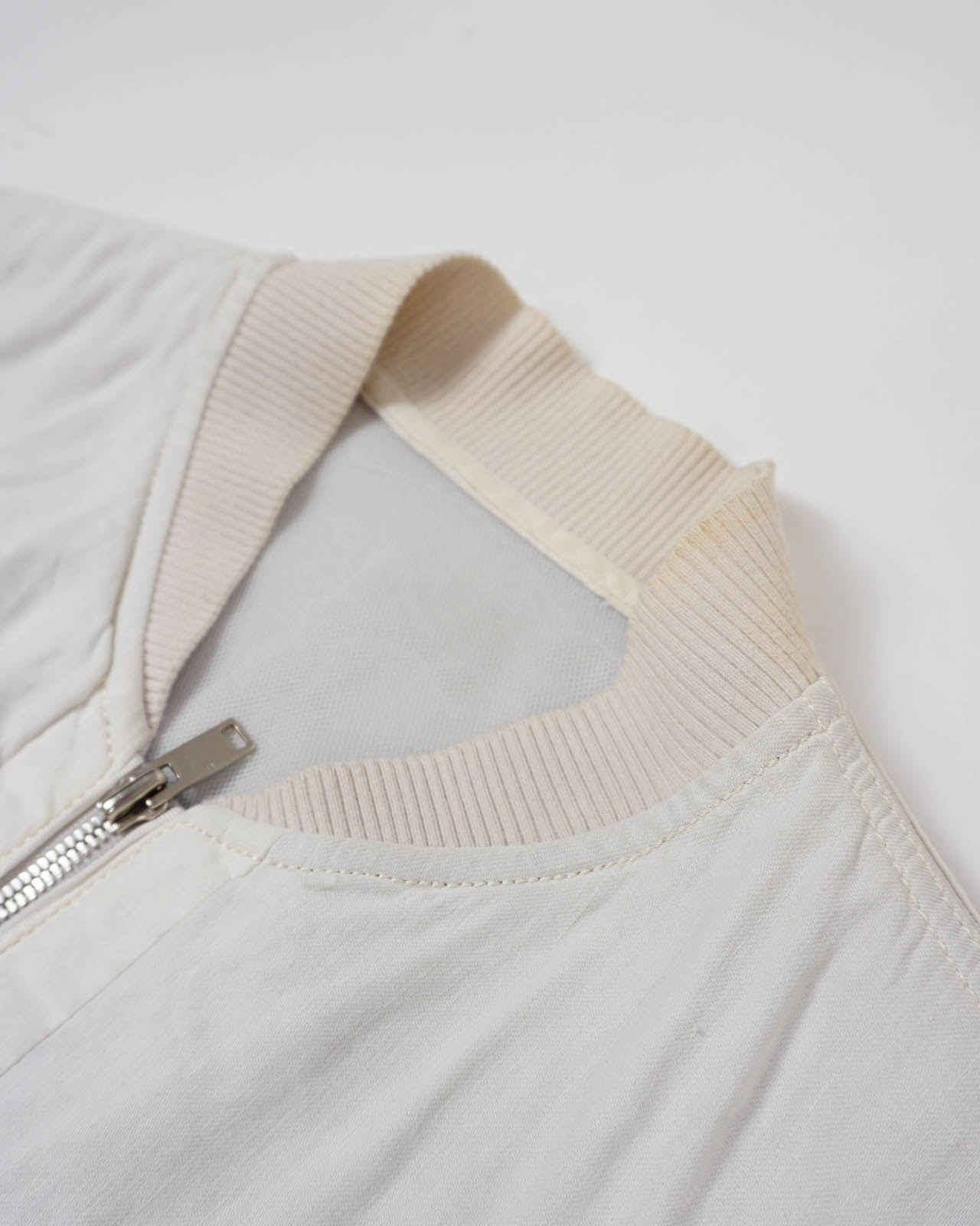 (M/L) SOLID HOMME Korean Ivory Zipped Jacket