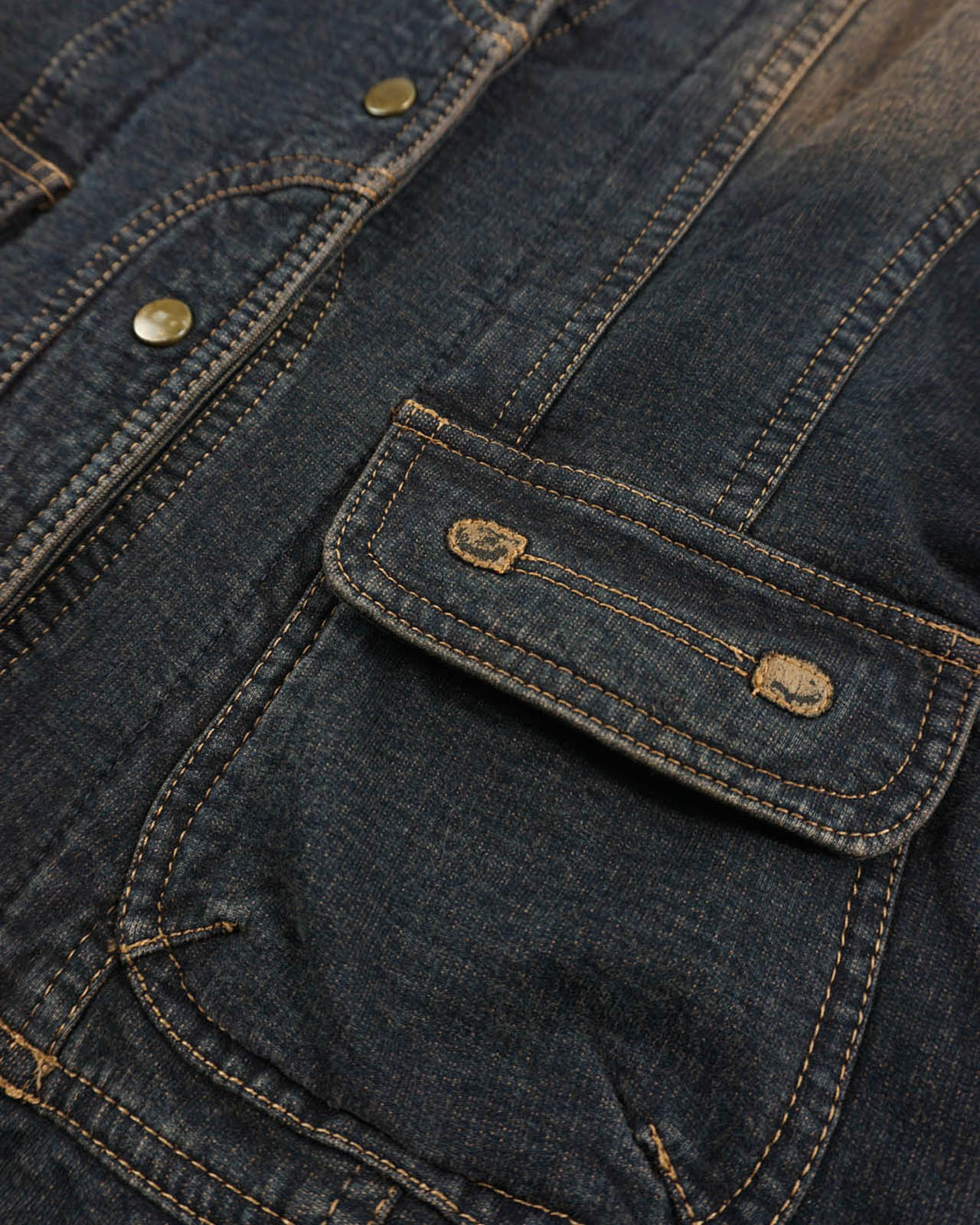 (S/M) LOBJIE Western Faded Denim Jacket